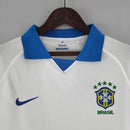 Brésil Extérieur 19/2020 · Femme
