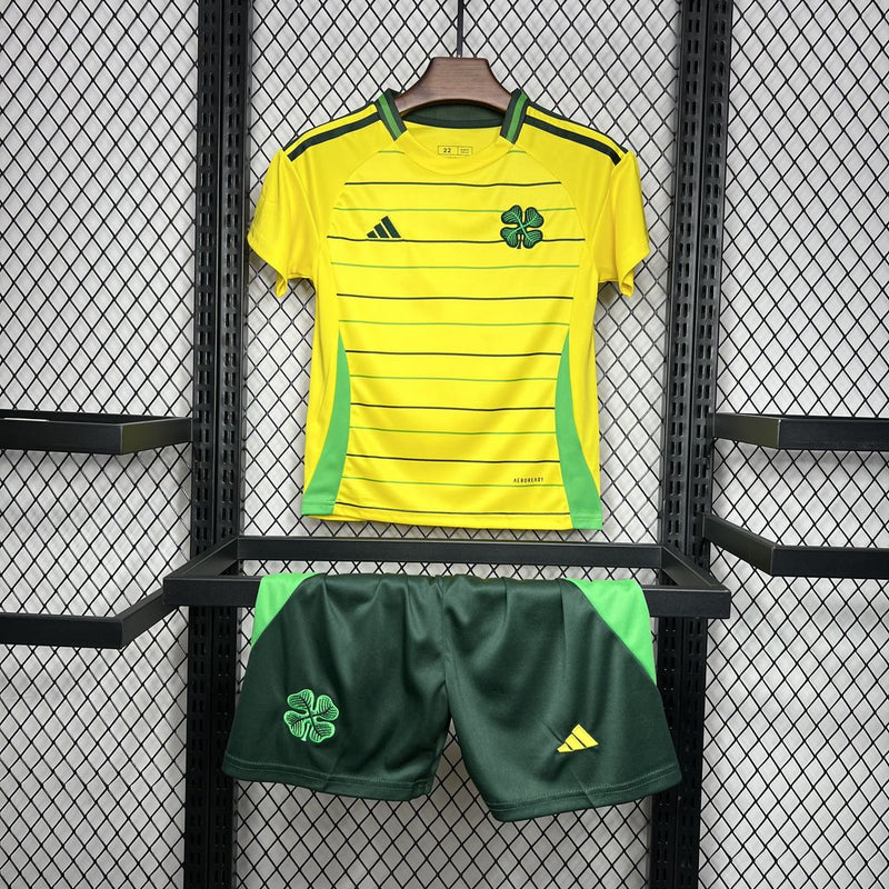 Kit Enfant Celtic Extérieur 2024/25