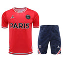 Tenue d'entraînement PSG 22-23 (haut à manches courtes et short) – Rouge