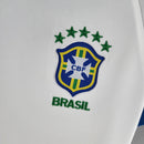 Brésil Extérieur 19/2020 · Femme
