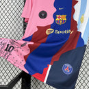 Le maillot édition spéciale de Lionel Messi, un mélange de tous les clubs 25/26