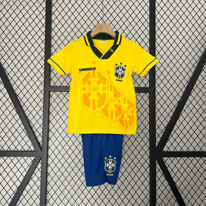 Kit Enfant Brésil Rétro Domicile Jaune 1994
