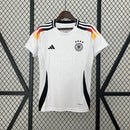 Allemagne Domicile 24/2025 · Femme