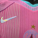 Maillot de joueur édition rose 2526
