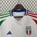Italie Extérieur 24/2025 · Femme
