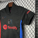 Kit Enfant Barcelone Extérieur 24/25
