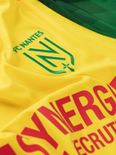 Maillot domicile du FC Nantes 2026-2027