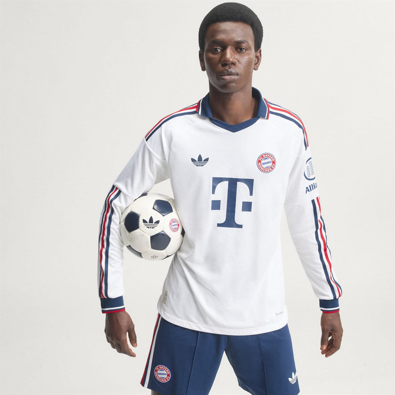 Bayern Munich Extérieur 2026/27 Manches Longues Version Joueur